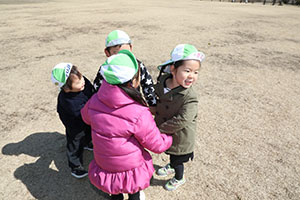 中部公園　遠足楽しかったね　　年少　NO.2