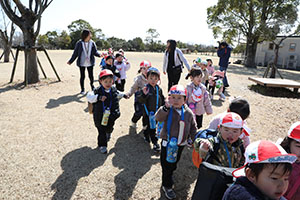 中部公園　遠足楽しかったね　　年少　NO.2
