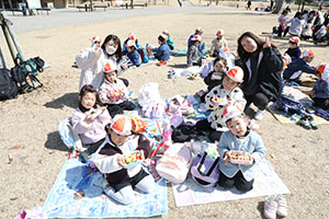 中部公園　遠足楽しかったね　　年少　NO.2