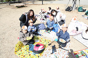 中部公園　遠足楽しかったね　　年少　NO.2