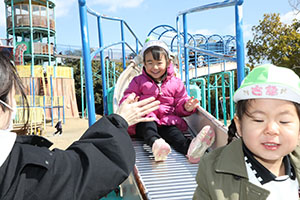 中部公園　遠足楽しかったね　　年少　NO.1