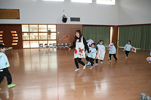 お泊り保育ごっこ　C・D