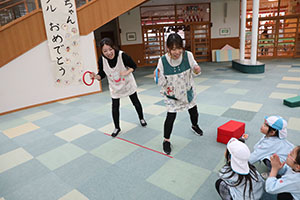リレーにチャレンジ！　こあら・うさぎ