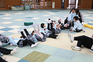 リレーにチャレンジ！　こあら・うさぎ