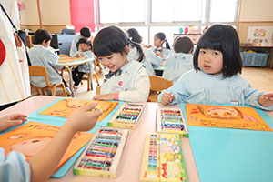 思い出帳の制作　きりん・ぱんだ