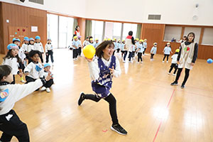 3月生まれのお誕生会　ードッジボールー　年中　NO．2
