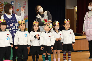3月生まれのお誕生会　ードッジボールー　年中　NO．1