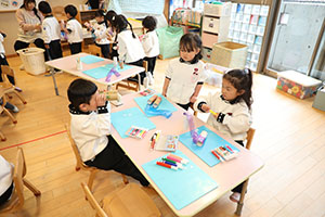 双眼鏡を作りました　うさぎ