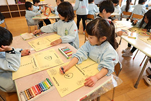 思い出帳の制作　ばら・すみれ