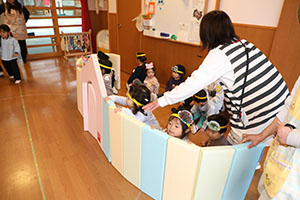 森の中の発表会　あひる・ばら