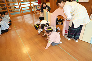 森の中の発表会　あひる・ばら