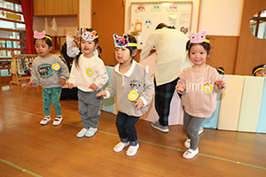 森の中の発表会　あひる・ばら