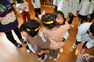 森の中の発表会　あひる・ばら