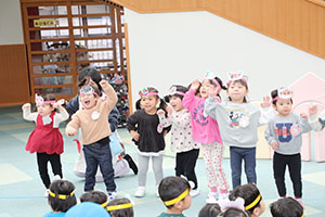 3月生まれのお誕生会　ー劇ごっこー　　ひよこ・あひる