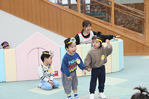 3月生まれのお誕生会　ー劇ごっこー　　ひよこ・あひる