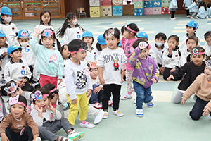 3月生まれのお誕生会　ー劇ごっこー　　ひよこ・あひる