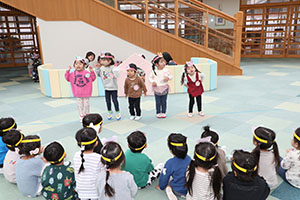 3月生まれのお誕生会　ー劇ごっこー　　ひよこ・あひる