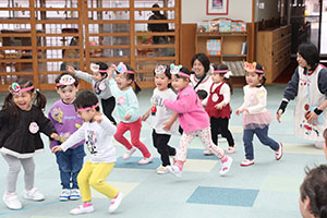 3月生まれのお誕生会　ー劇ごっこー　　ひよこ・あひる