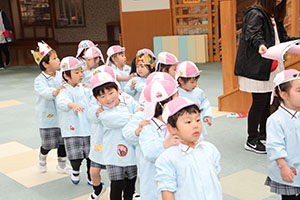 3月生まれのお誕生会　ー宝さがしー　　年少