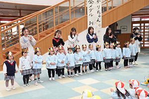 3月生まれのお誕生会　ー宝さがしー　　年少