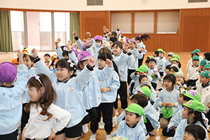 3月生まれのお誕生会 　ードッジボールー　　年長