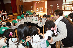 3月生まれのお誕生会 　ードッジボールー　　年長
