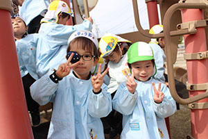 お散歩楽しかったね　ことり・ぱんだ・　　りす・こあら・うさぎ