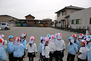 お散歩楽しかったね　ことり・ぱんだ・　　りす・こあら・うさぎ