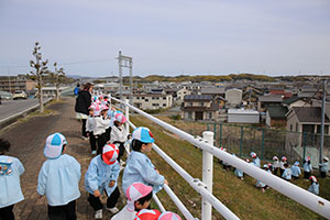 お散歩楽しかったね　ことり・ぱんだ・　　りす・こあら・うさぎ