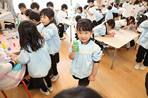 キラキラジュースの制作　ばら・ひまわり