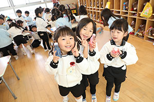 キラキラジュースの制作　ばら・ひまわり