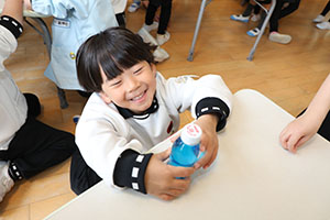 キラキラジュースの制作　ばら・ひまわり