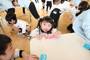 キラキラジュースの制作　ばら・ひまわり