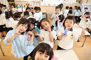 キラキラジュースの制作　ばら・ひまわり