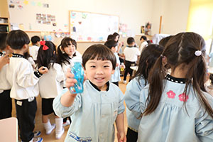 キラキラジュースの制作　ばら・ひまわり