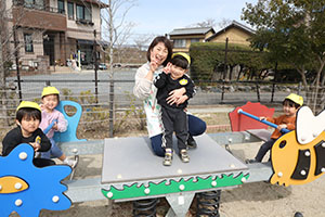 元気いっぱい園庭遊び　ひよこ・　あひる