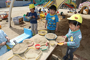 元気いっぱい園庭遊び　ひよこ・　あひる