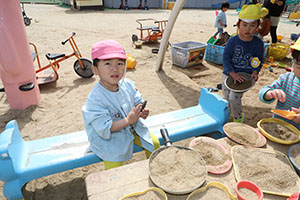 元気いっぱい園庭遊び　ひよこ・　あひる