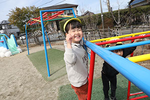 元気いっぱい園庭遊び　ひよこ・　あひる