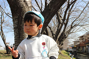 お給食後にお散歩にでかけました　D・こあら