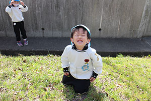 お給食後にお散歩にでかけました　D・こあら