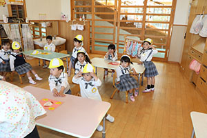 入園1日目の様子です　年少組