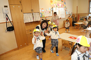 入園2日目の様子です　年少組