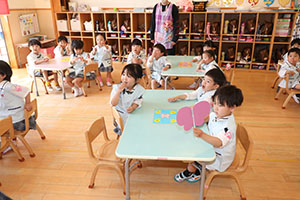 月刊絵本と制作活動の様子　うさぎ
