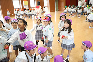 4月生まれのお誕生会　「春の大運動会」　年長組