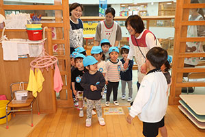 ひまわり組さんと遊びました　ぺんぎん・ひまわり