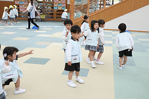 楽しい運動遊び　ひまわり
