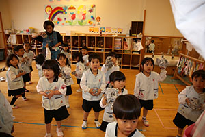 新聞遊びで大盛り上がり！　こあら