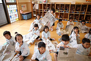 新聞遊びで大盛り上がり！　こあら