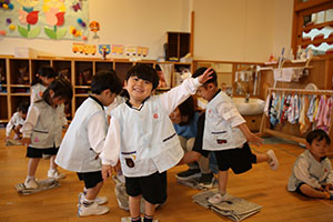 新聞遊びで大盛り上がり！　こあら